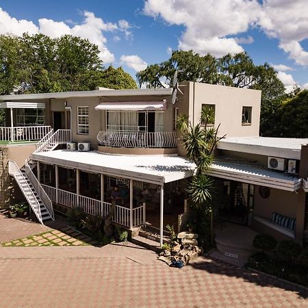 Woodpecker Guesthouse Фиксбург Экстерьер фото